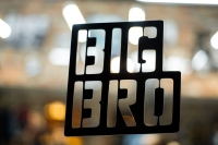 Компания "Big Bro"